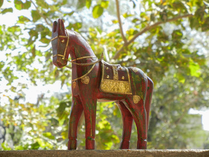 WOODEN DISTRESS RUSTIC FINISH HORSE FIGURINE