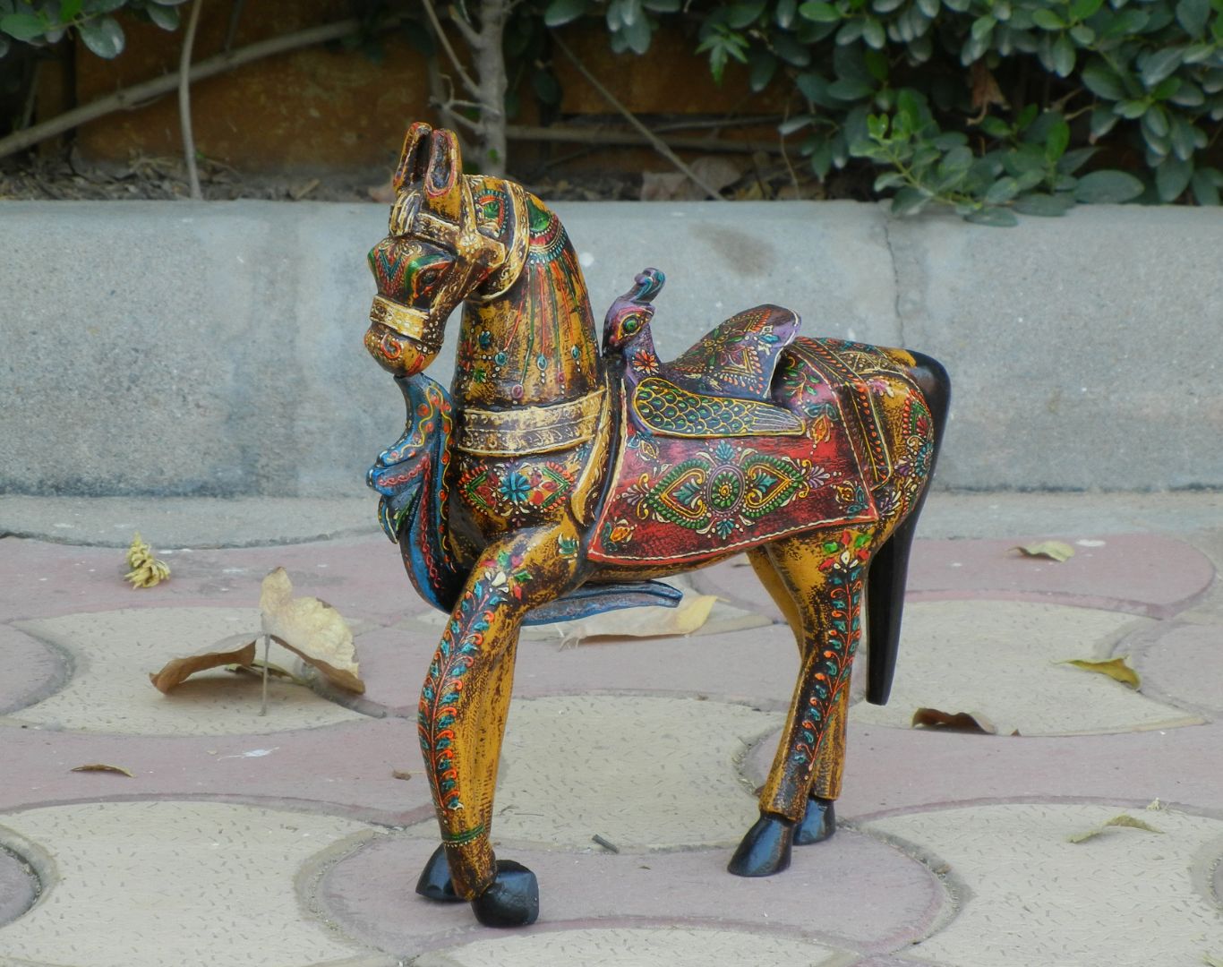 WOODEN PAINTED HORSE SHOWPIECE FIGURINE