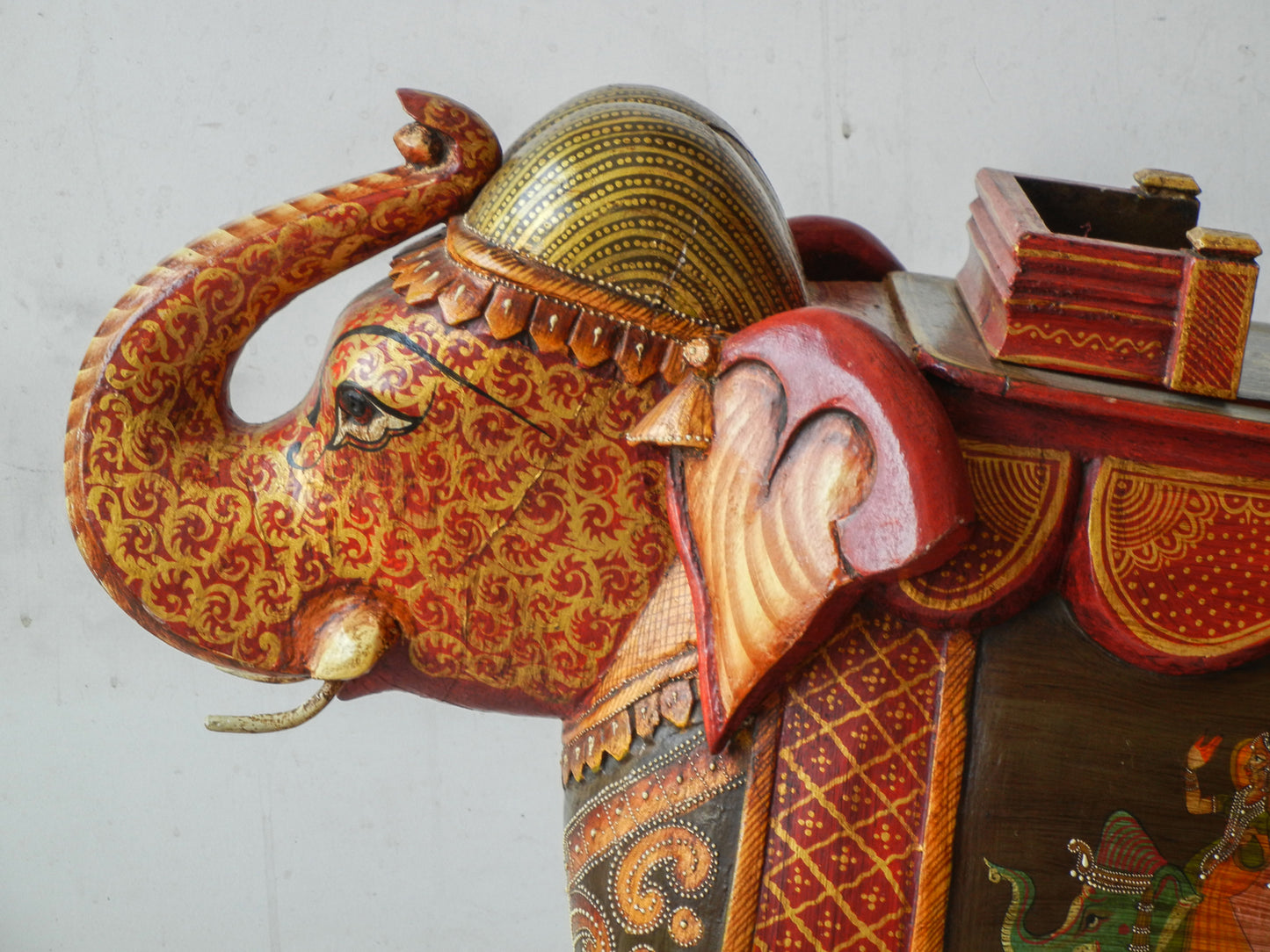 WOODEN ELEPHANT SHOWPIECE, HAND-PAINTED