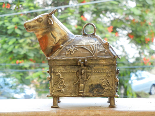 Old Vintage Brass Cow Jewellery Box, Storage Box, Collectible