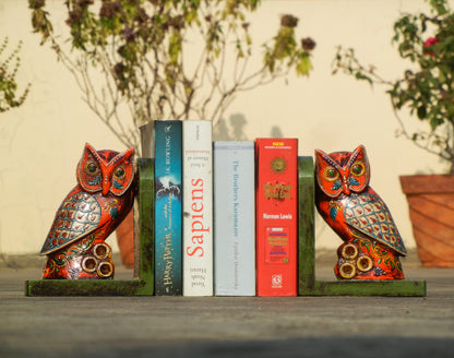 Wooden Painted Owl Bookend