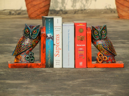 Wooden Painted Owl Bookend