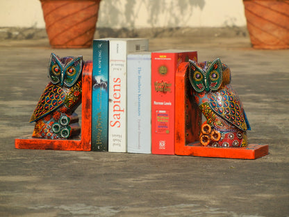 Wooden Painted Owl Bookend