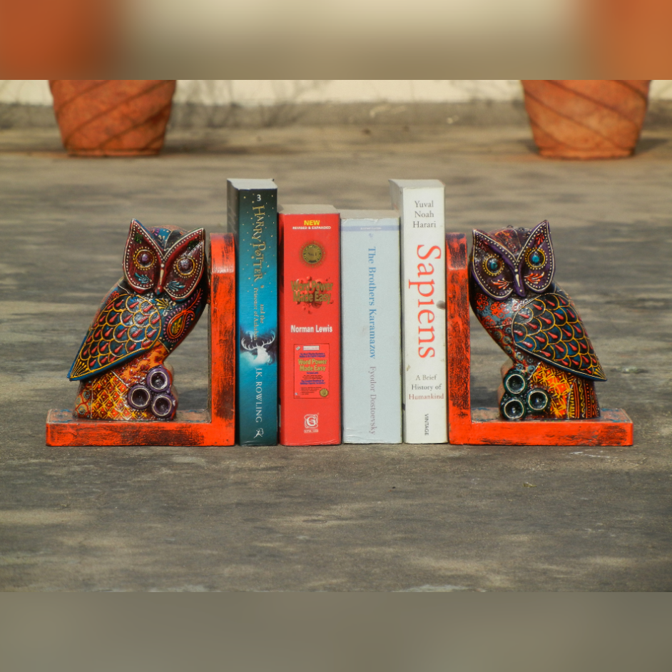 Wooden Painted Owl Bookend